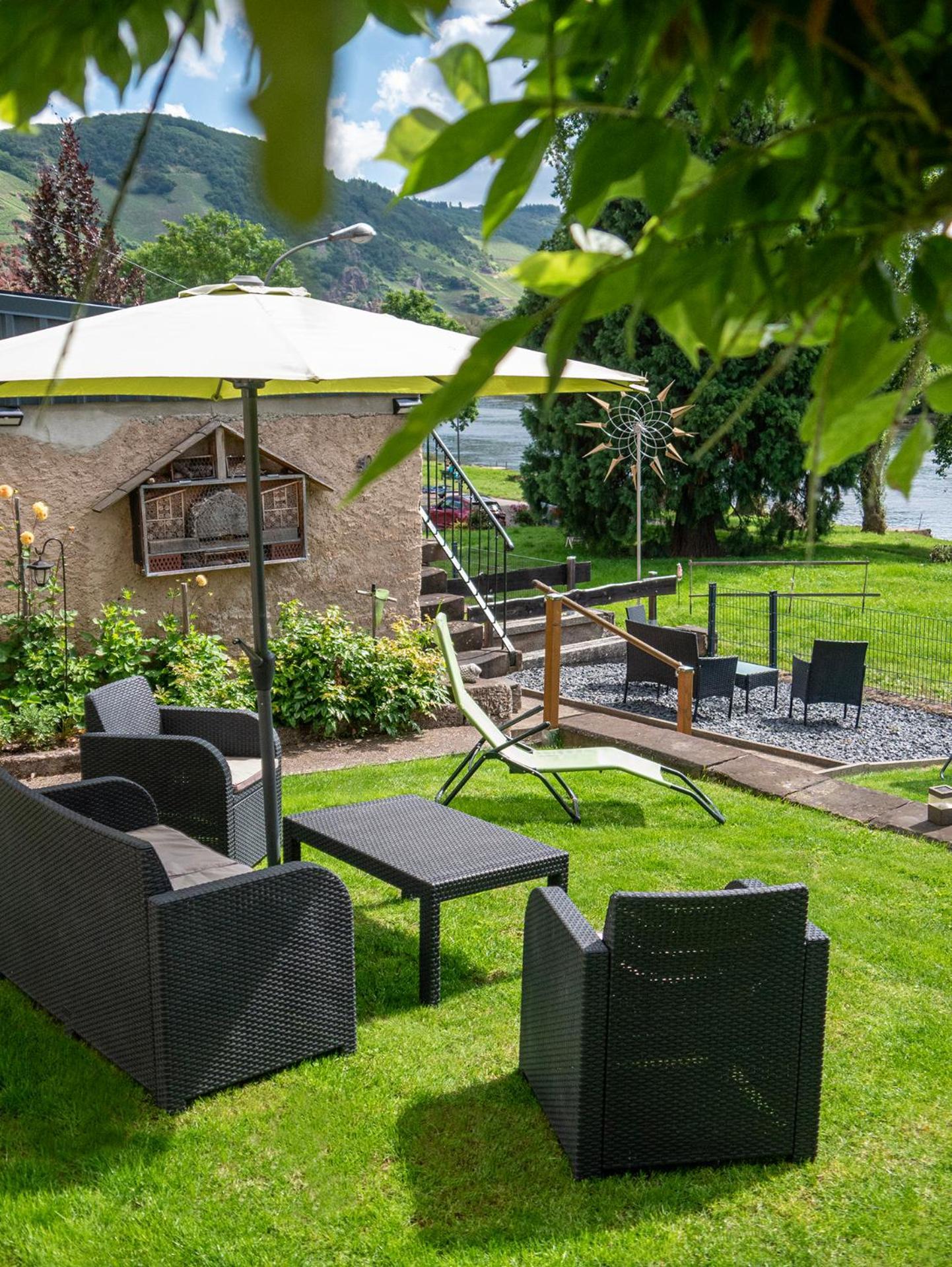 Weingut / Gaestehaus Gerlach Ürzig エクステリア 写真